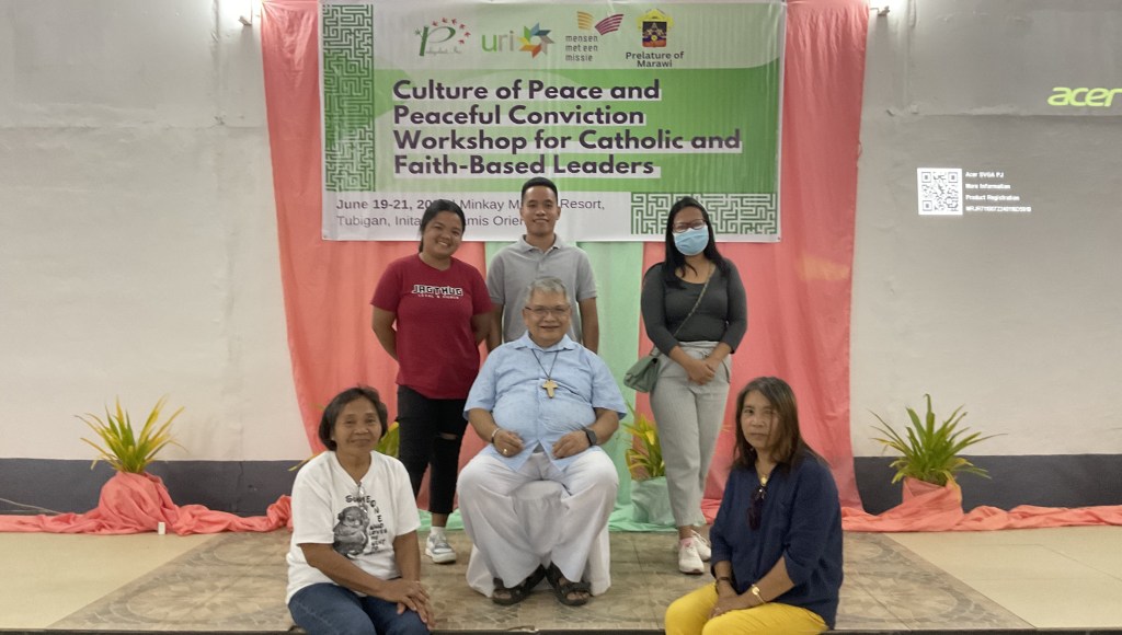 Kalilintad. Kalinaw, Kapayapaan.&nbsp;Peace